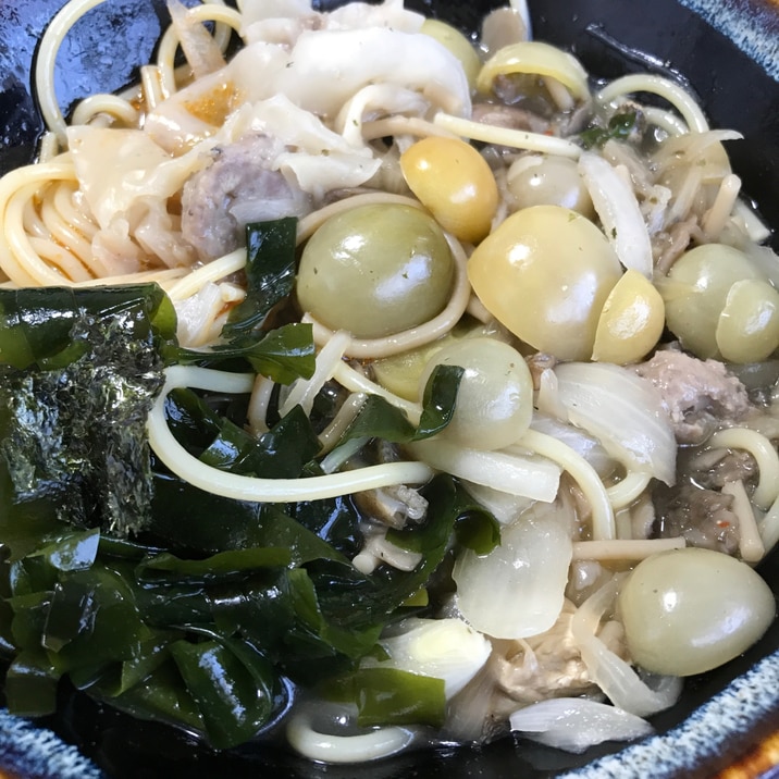 トマトで酸っぱい、ラーメン